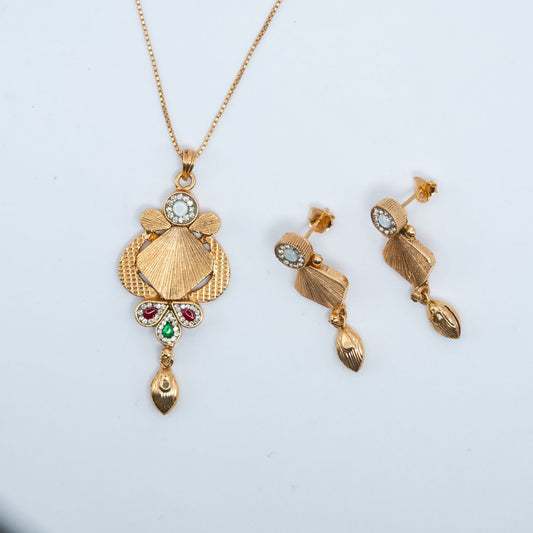 Gold Fan Pendant & Earring Set