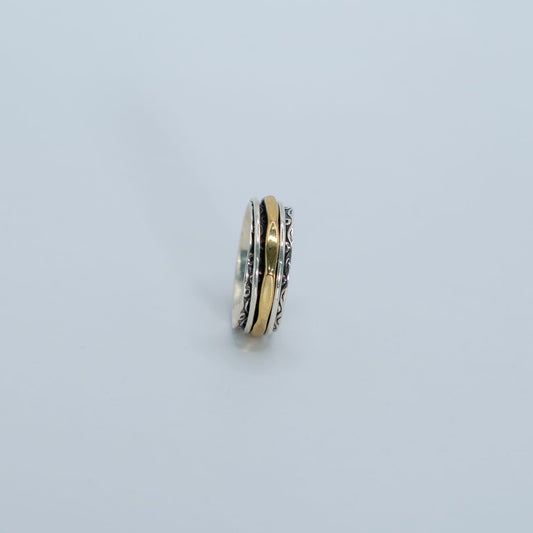 Two-Tone Spinner Ring