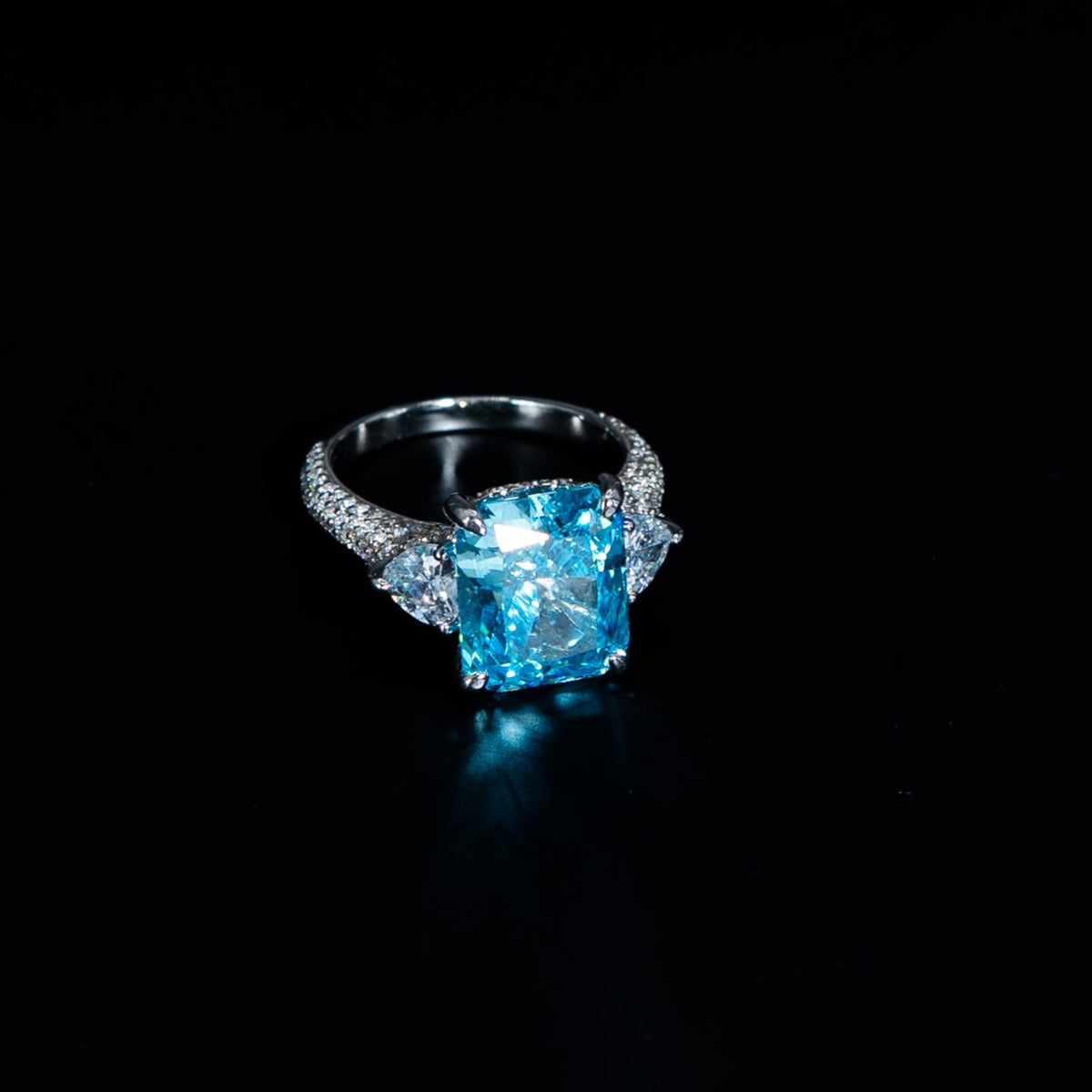 Silver Aqua Oval Ring