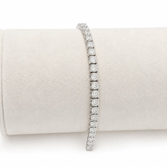 Classic Diamond Tennis Bracelet in 14K Gold