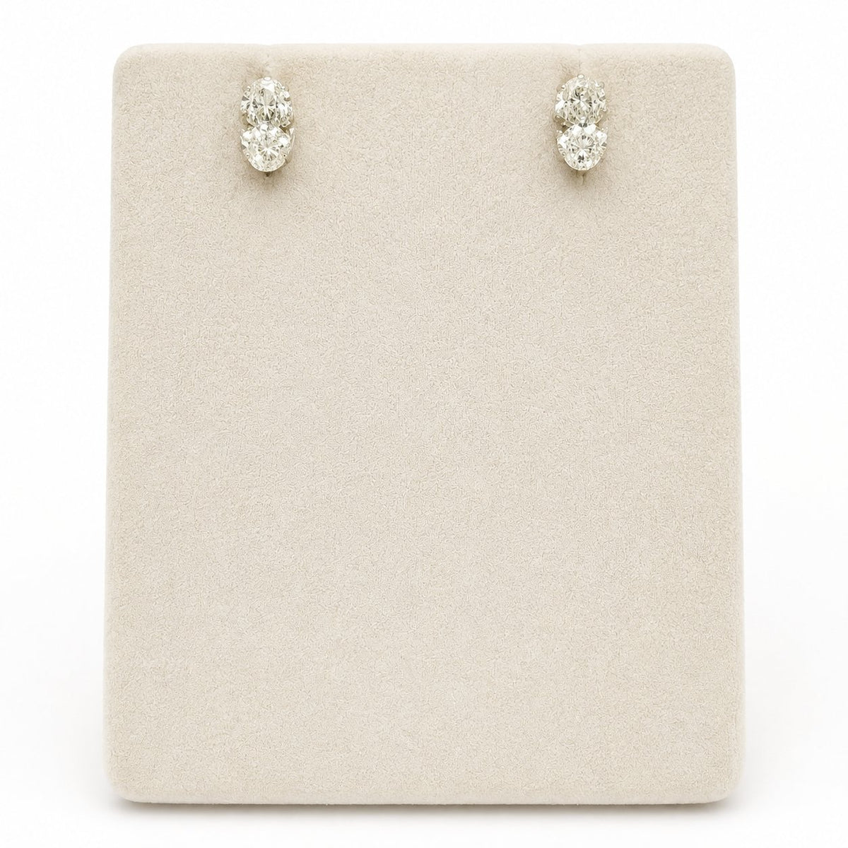 Oval Diamond Stud Earrings in 14K Gold