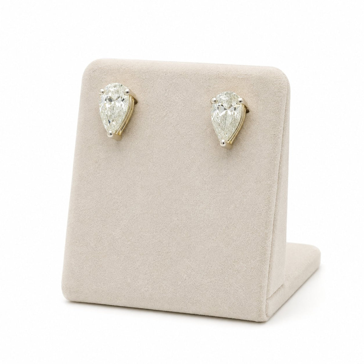Pear Diamond Stud Earrings in 14K Gold